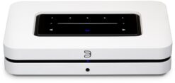 Bluesound Node Audio Streamer weiss
